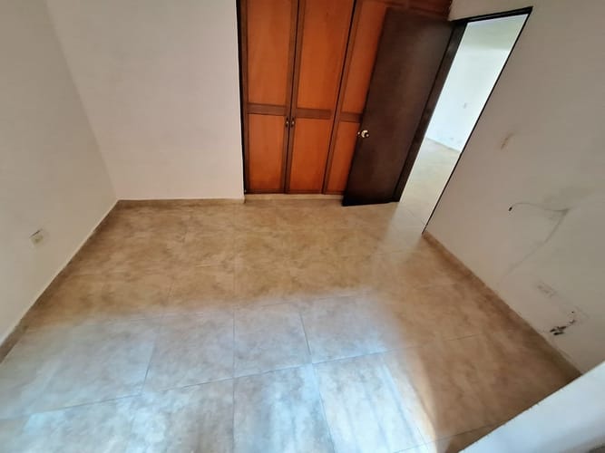Apartamento de 3 alcobas en venta en La Gloria, Medellín, 77 m² · foto 12 de 20