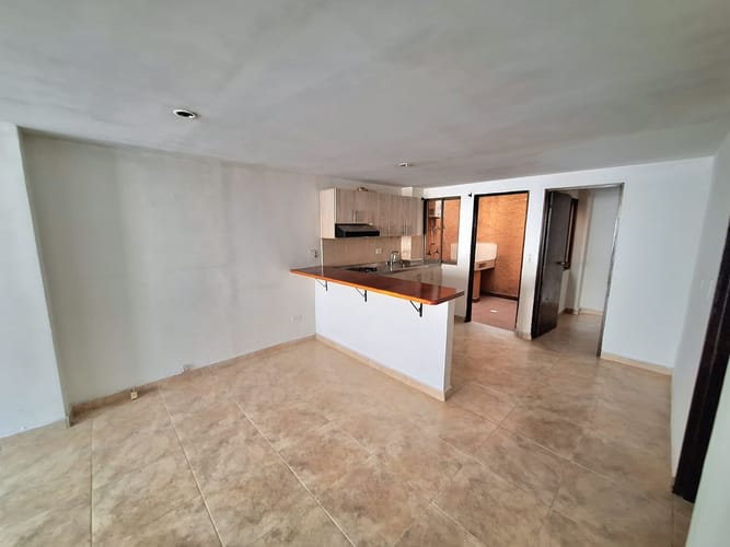 Apartamento de 3 alcobas en venta en La Gloria, Medellín, 77 m² · foto 3 de 20