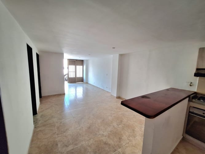 Apartamento de 3 alcobas en venta en La Gloria, Medellín, 77 m² · foto 6 de 20
