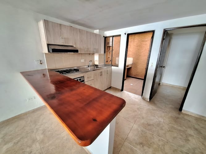 Apartamento de 3 alcobas en venta en La Gloria, Medellín, 77 m² · foto 5 de 20