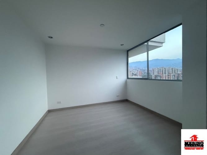 Apartamento de 3 alcobas en venta en Zuñiga, Envigado, 129 m² · foto 11 de 16