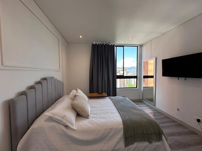 Apartamento de 2 alcobas en arriendo en El Poblado, Medellín, 98 m² · foto 17 de 19