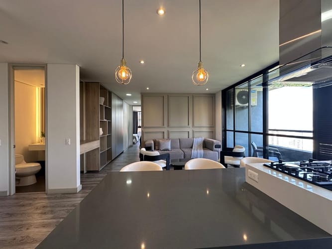 Apartamento de 2 alcobas en arriendo en El Poblado, Medellín, 98 m² · foto 9 de 19