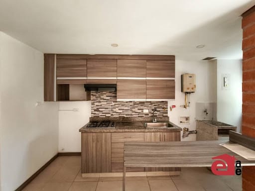 Apartamento de 3 alcobas en venta en Centro, La Estrella, 70 m² · foto 4 de 18
