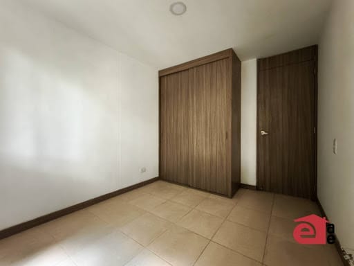 Apartamento de 3 alcobas en venta en Centro, La Estrella, 70 m² · foto 7 de 18