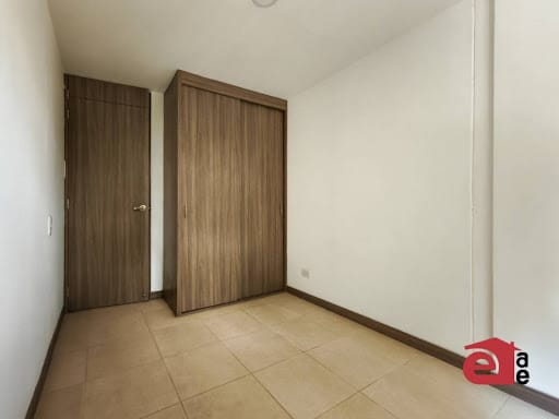 Apartamento de 3 alcobas en venta en Centro, La Estrella, 70 m² · foto 9 de 18