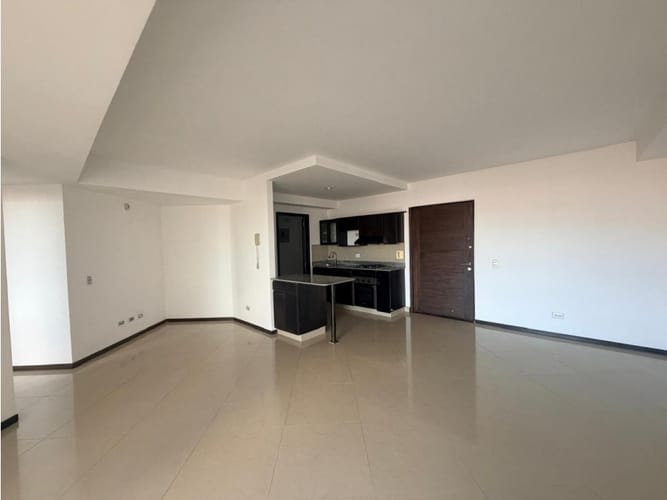 Apartamento de 3 alcobas en arriendo en Las Lomitas, Sabaneta, 104 m² · foto 2 de 9