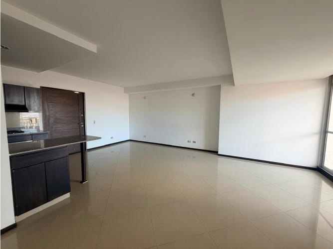 Apartamento de 3 alcobas en arriendo en Las Lomitas, Sabaneta, 104 m² · foto 3 de 9