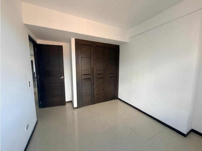 Apartamento de 3 alcobas en arriendo en Las Lomitas, Sabaneta, 104 m² · foto 7 de 9