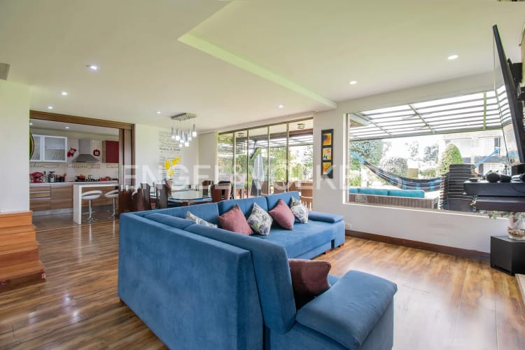Casa de 5 alcobas en venta en Pueblo Viejo, Cota, 176 m² · foto 3 de 20