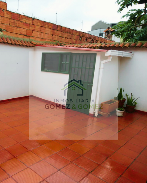 Casa de 7 alcobas en venta en Villa Olimpica, Chía, 180 m² · foto 3 de 10