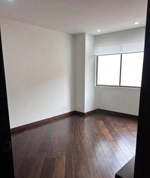 Apartamento de 2 alcobas en venta en Santa Barbara, Bogotá, 136 m² · foto 8 de 18