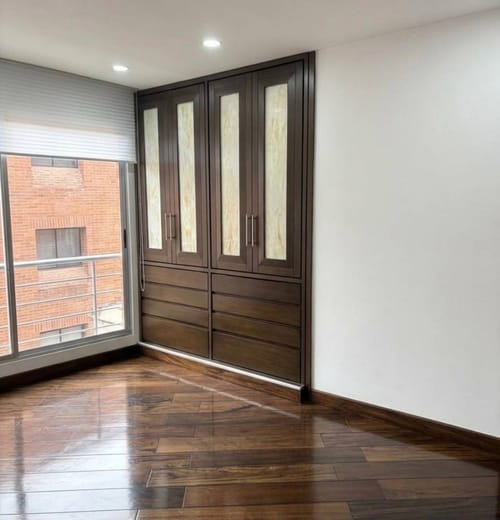 Apartamento de 2 alcobas en venta en Santa Barbara, Bogotá, 136 m² · foto 10 de 18