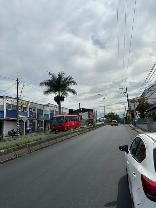 Local en venta en Granada, Armenia, 189 m² · foto 10 de 14