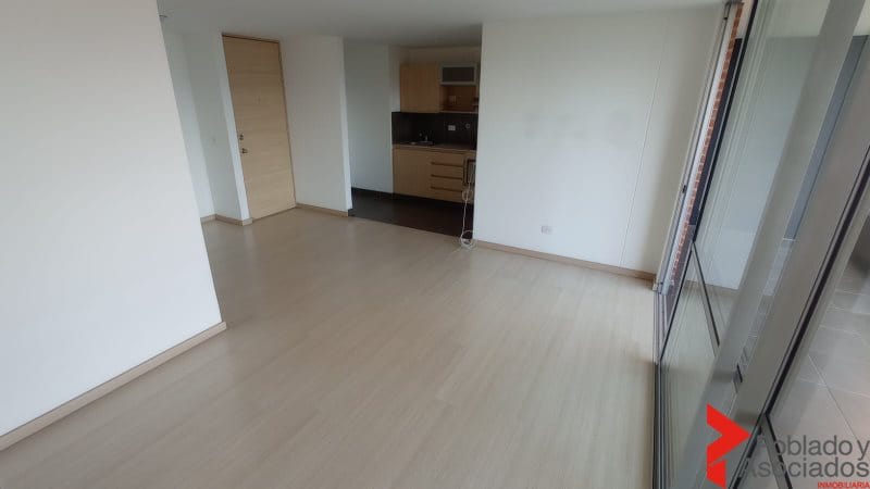 Apartamento de 2 alcobas en arriendo en Loma Del Esmeraldal, Envigado, 84 m² · foto 3 de 24