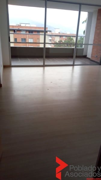 Apartamento de 2 alcobas en arriendo en Loma Del Esmeraldal, Envigado, 84 m² · foto 4 de 24