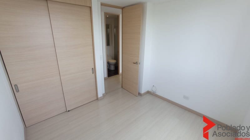 Apartamento de 2 alcobas en arriendo en Loma Del Esmeraldal, Envigado, 84 m² · foto 15 de 24