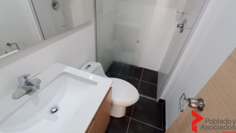 Apartamento de 2 alcobas en arriendo en Loma Del Esmeraldal, Envigado, 84 m² · foto 21 de 24