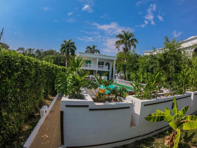 Casa de 7 alcobas en venta en Girardot, Girardot, 500 m² · foto 2 de 15