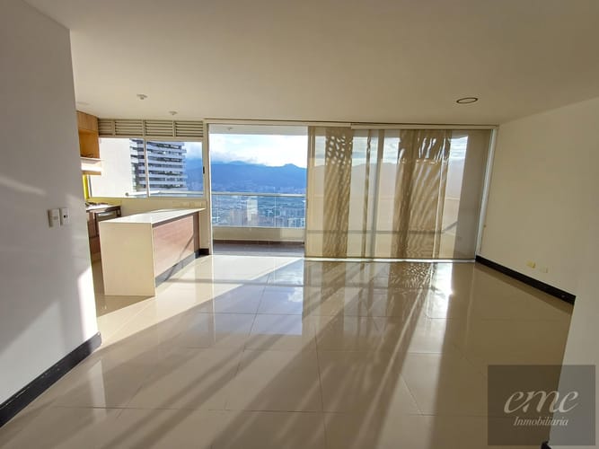 Apartamento de 3 alcobas en venta en Asomadera No.2, Medellín, 87 m² · foto 9 de 19