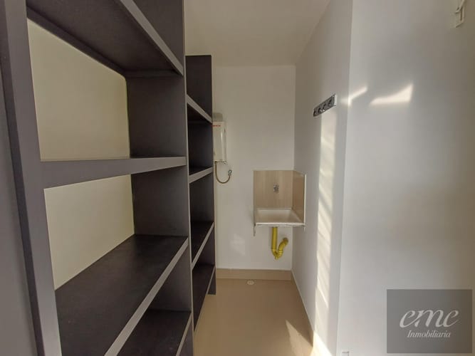 Apartamento de 3 alcobas en venta en Asomadera No.2, Medellín, 87 m² · foto 11 de 19