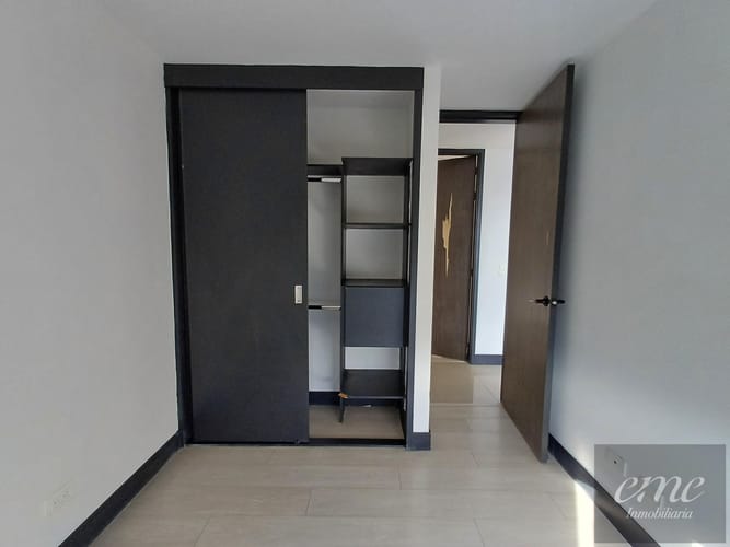 Apartamento de 3 alcobas en venta en Asomadera No.2, Medellín, 87 m² · foto 15 de 19