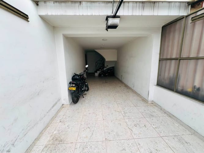 Casa de 8 alcobas en venta en Primavera Occidental - Puente Aranda, Bogotá, 469 m² · foto 15 de 21
