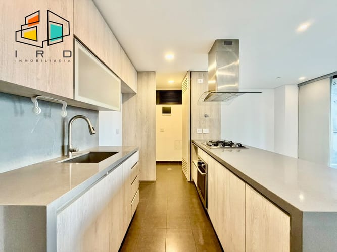 Apartamento de 3 alcobas en venta en Vía Las Palmas, Medellín, 89 m² · foto 5 de 24