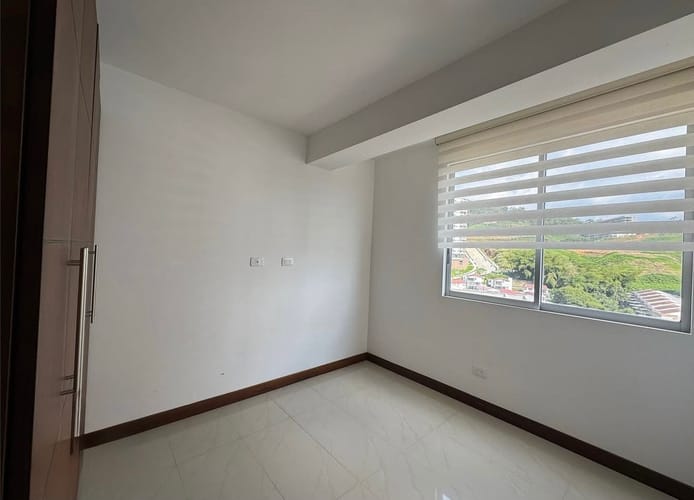 Apartamento de 3 alcobas en venta en Pinares, Pereira, 78 m² · foto 8 de 8