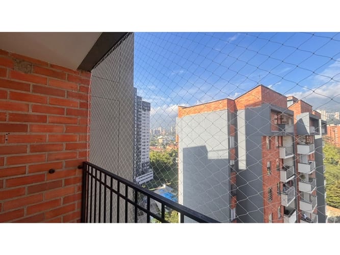 Apartamento de 3 alcobas en arriendo en Suramérica, Itagüí, 78 m² · foto 12 de 15