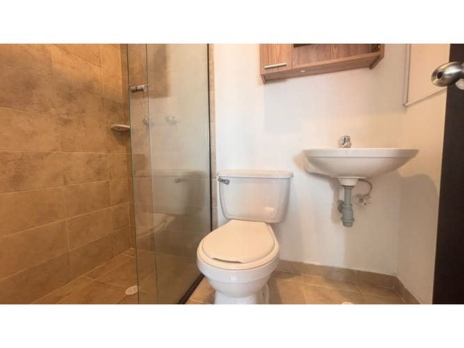 Apartamento de 3 alcobas en arriendo en Suramérica, Itagüí, 78 m² · foto 15 de 15