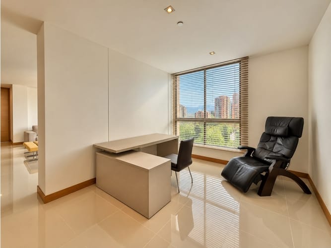 Apartamento de 3 alcobas en arriendo en La Florida, Medellín, 200 m² · foto 11 de 24