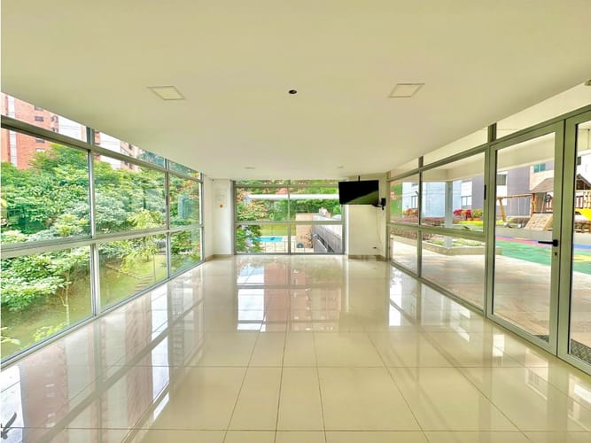 Apartamento de 3 alcobas en arriendo en La Florida, Medellín, 200 m² · foto 22 de 24