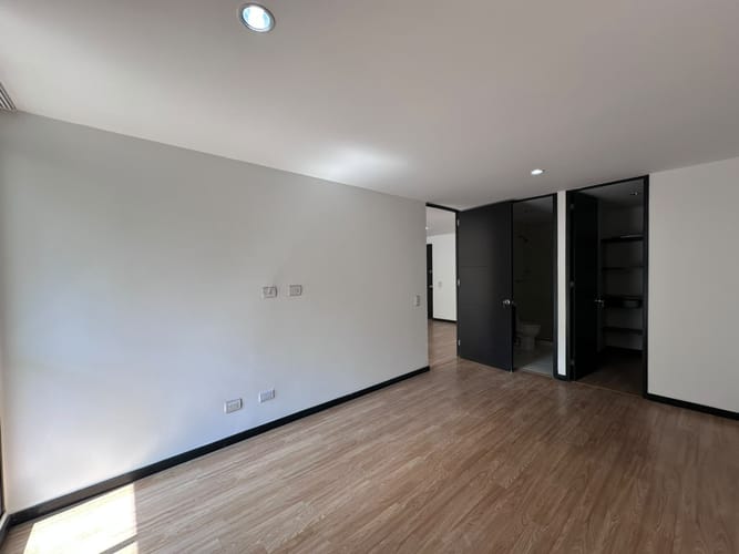 Apartamento de 1 alcoba en arriendo en El Poblado, Medellín, 65 m² · foto 12 de 14