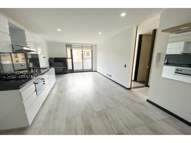 Apartamento de 2 alcobas en venta en San Patricio, Bogotá, 72 m² · foto 4 de 11