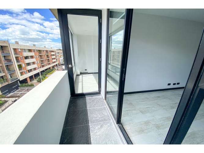 Apartamento de 2 alcobas en venta en San Patricio, Bogotá, 72 m² · foto 7 de 11