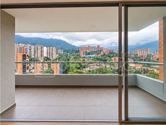 Apartamento de 3 alcobas en venta en La Inmaculada, Envigado, 140 m² · foto 10 de 24