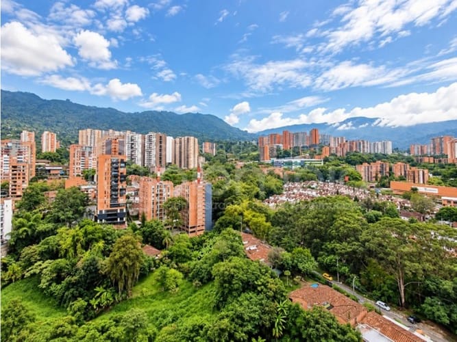 Apartamento de 3 alcobas en venta en La Inmaculada, Envigado, 140 m² · foto 11 de 24