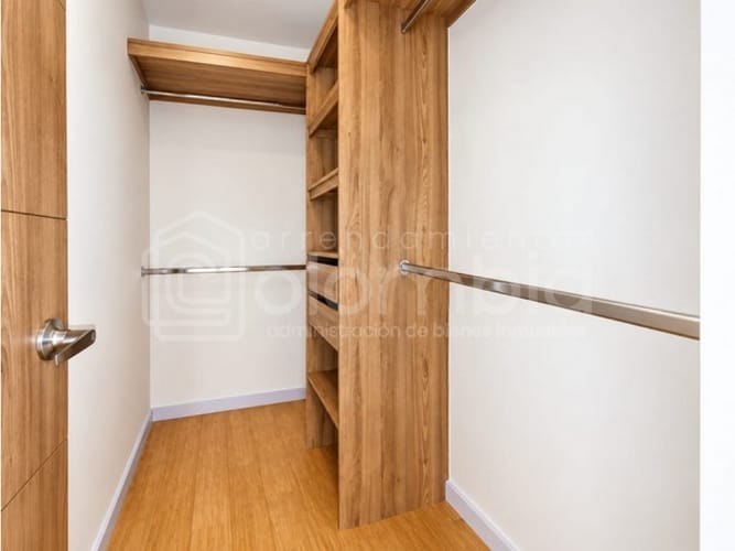 Apartamento de 3 alcobas en venta en La Inmaculada, Envigado, 140 m² · foto 18 de 24