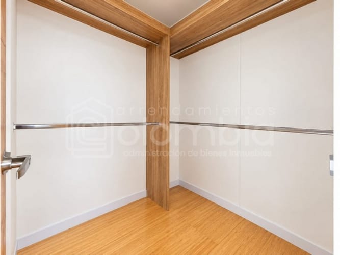 Apartamento de 3 alcobas en venta en La Inmaculada, Envigado, 140 m² · foto 24 de 24
