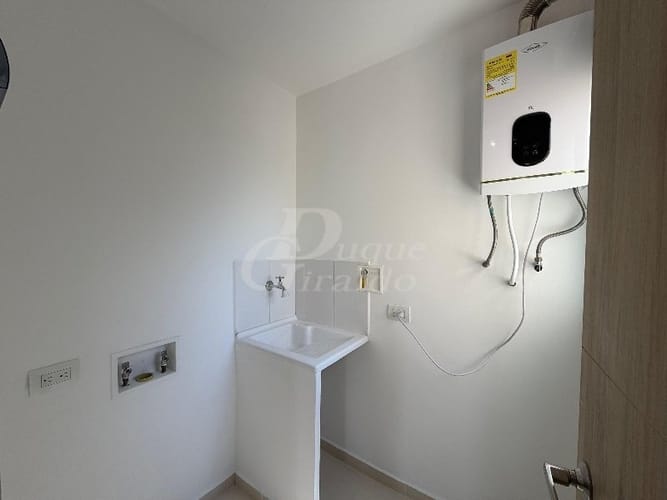 Apartamento de 3 alcobas en venta en Barro Blanco, Rionegro, 134 m² · foto 10 de 18