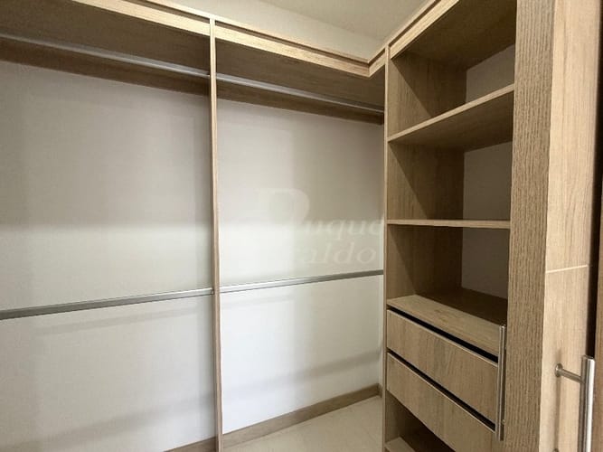 Apartamento de 3 alcobas en venta en Barro Blanco, Rionegro, 134 m² · foto 17 de 18