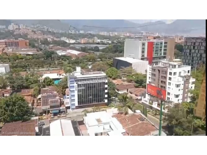 Apartamento de 1 alcoba en venta en La Aguacatala, Medellín, 67 m² · foto 10 de 11