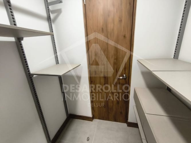 Apartaestudio en arriendo en El Poblado, Medellín, 45 m² · foto 3 de 8