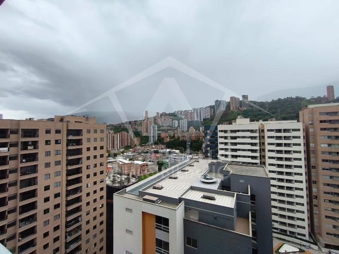 Apartaestudio en arriendo en El Poblado, Medellín, 45 m² · foto 7 de 8