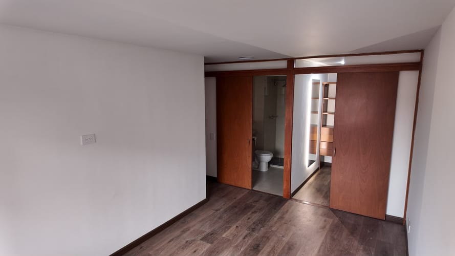 Apartamento de 2 alcobas en arriendo en Ciudad Salitre, Bogotá, 74 m² · foto 4 de 12
