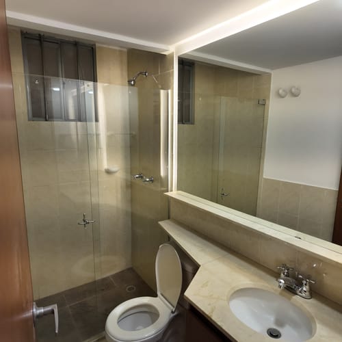 Apartamento de 2 alcobas en arriendo en Ciudad Salitre, Bogotá, 74 m² · foto 9 de 12