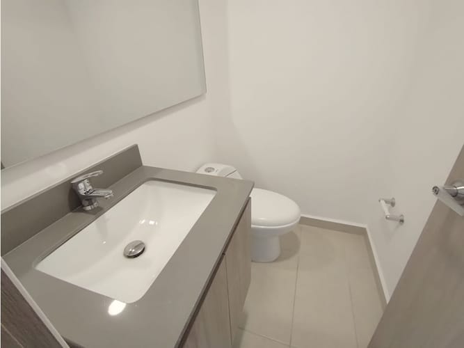 Apartamento de 3 alcobas en arriendo en El Porvenir, Rionegro, 80 m² · foto 23 de 24