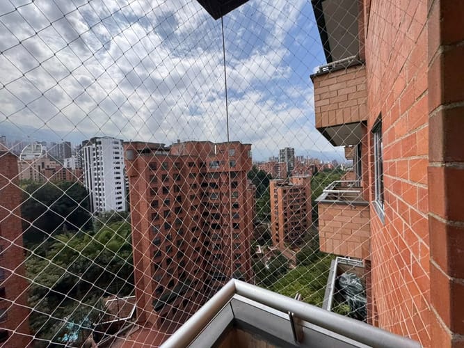 Apartamento de 3 alcobas en arriendo en Patio Bonito, Medellín, 78 m² · foto 8 de 9