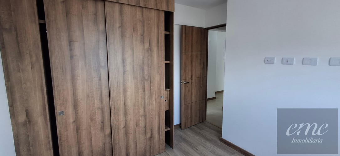 Apartamento de 3 alcobas en venta en Parque Residencial La Sabana, Sabaneta, 77 m² · foto 13 de 24